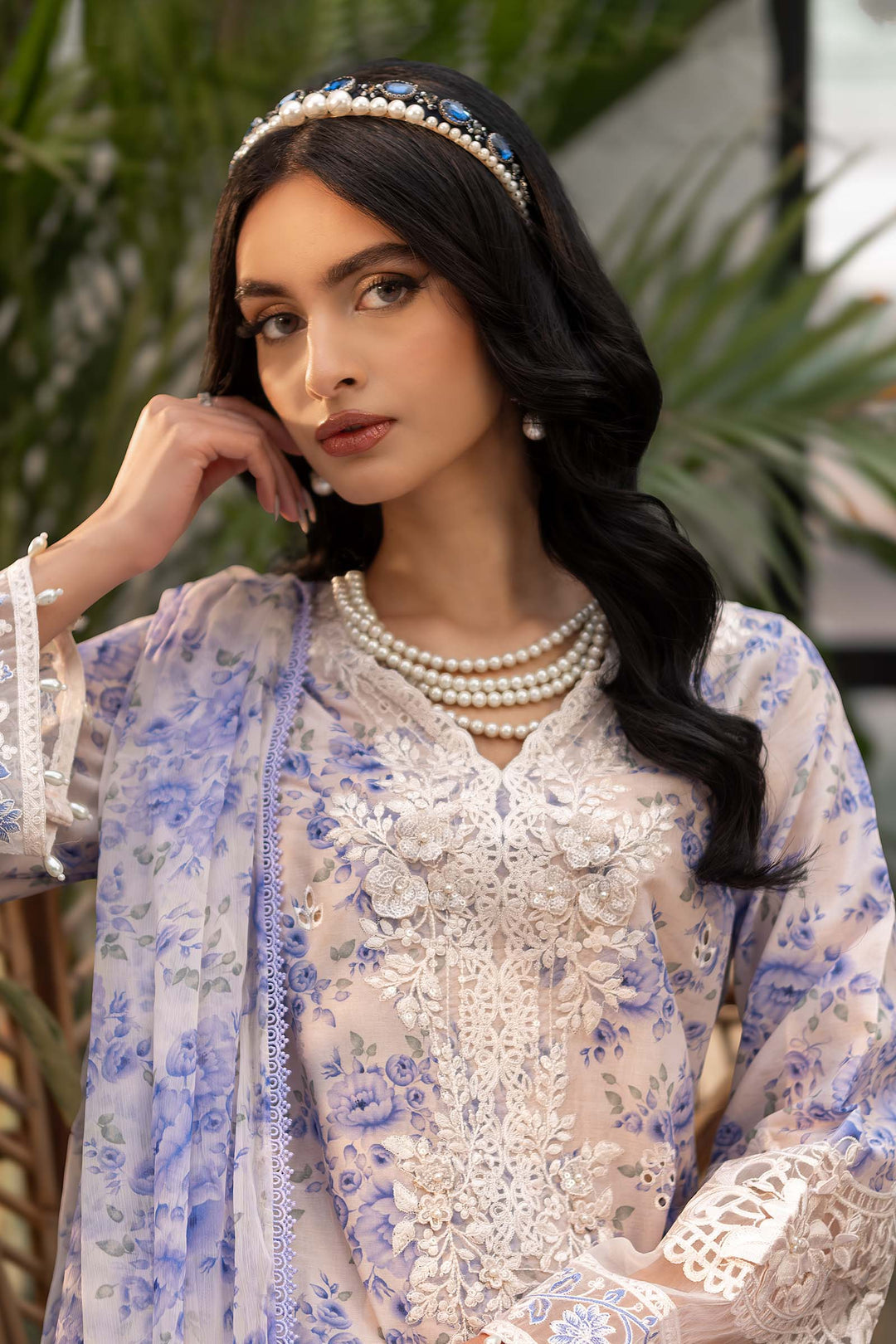 MARIA B LUXURY LAWN 3PCS