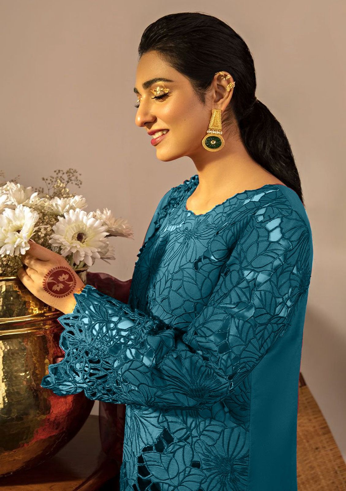 LUXURY CHICKENKARI UNSTITCHED 3PCS