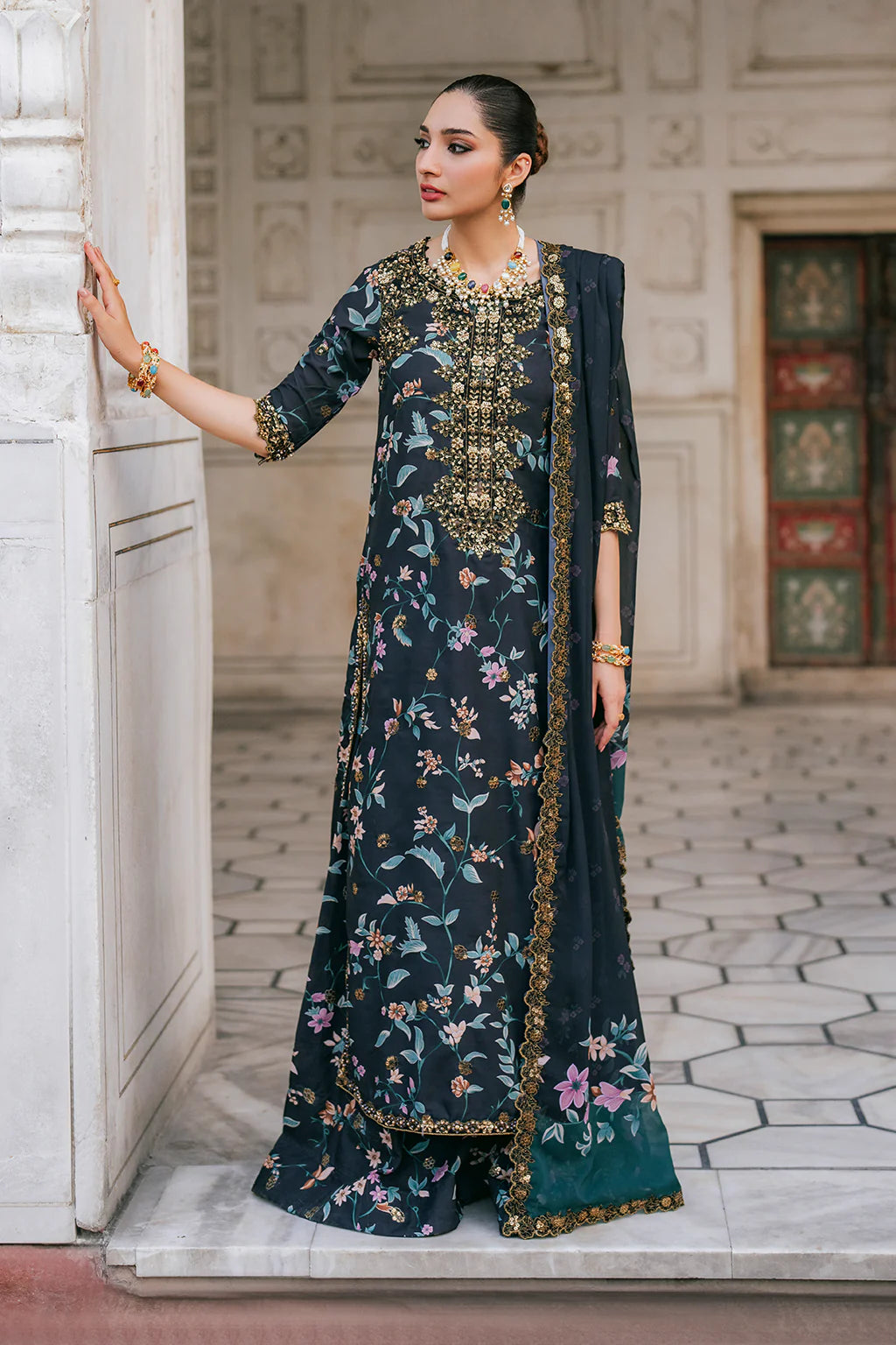 LUXURY LAWN UNSTITCHED 3PCS