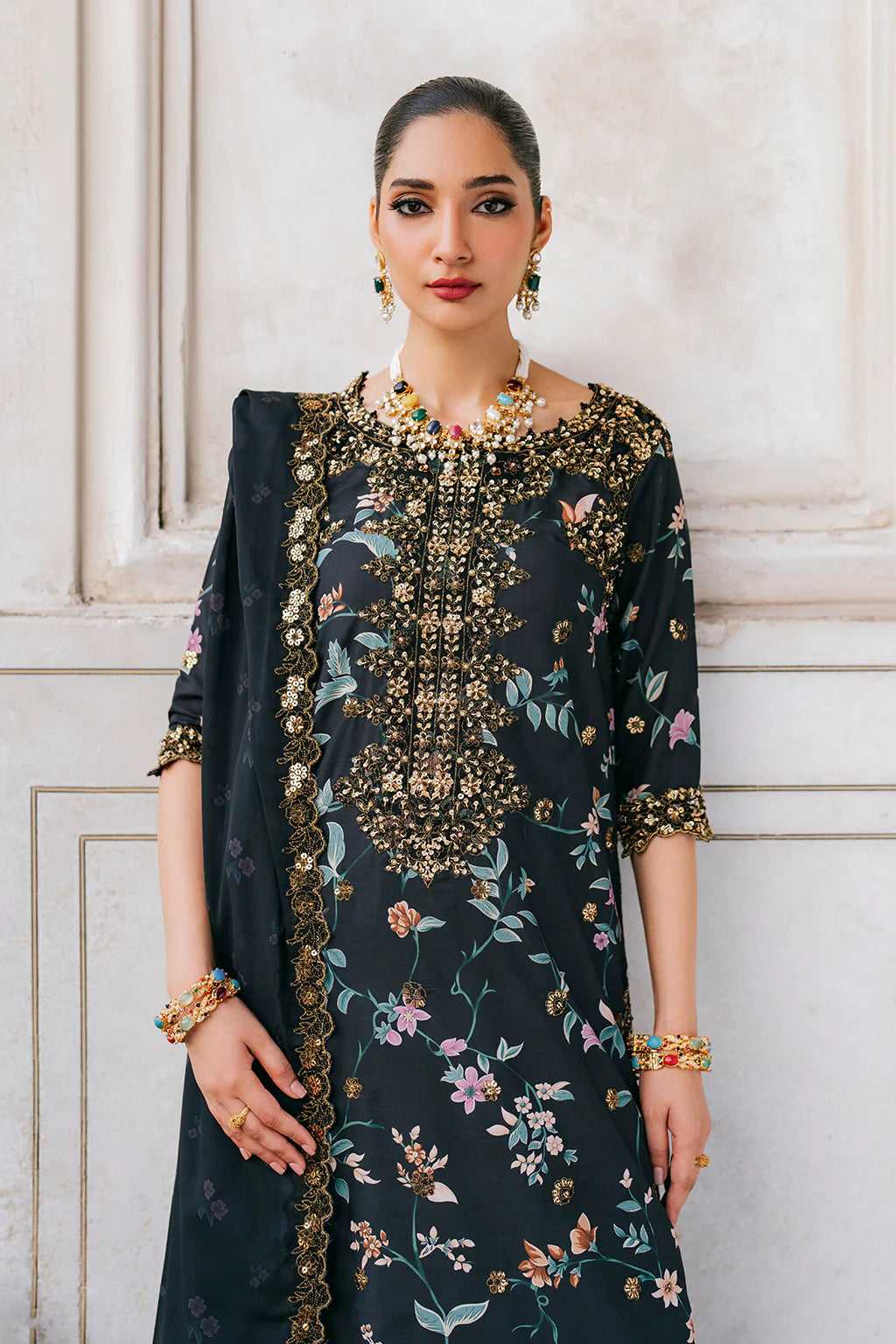 LUXURY LAWN UNSTITCHED 3PCS