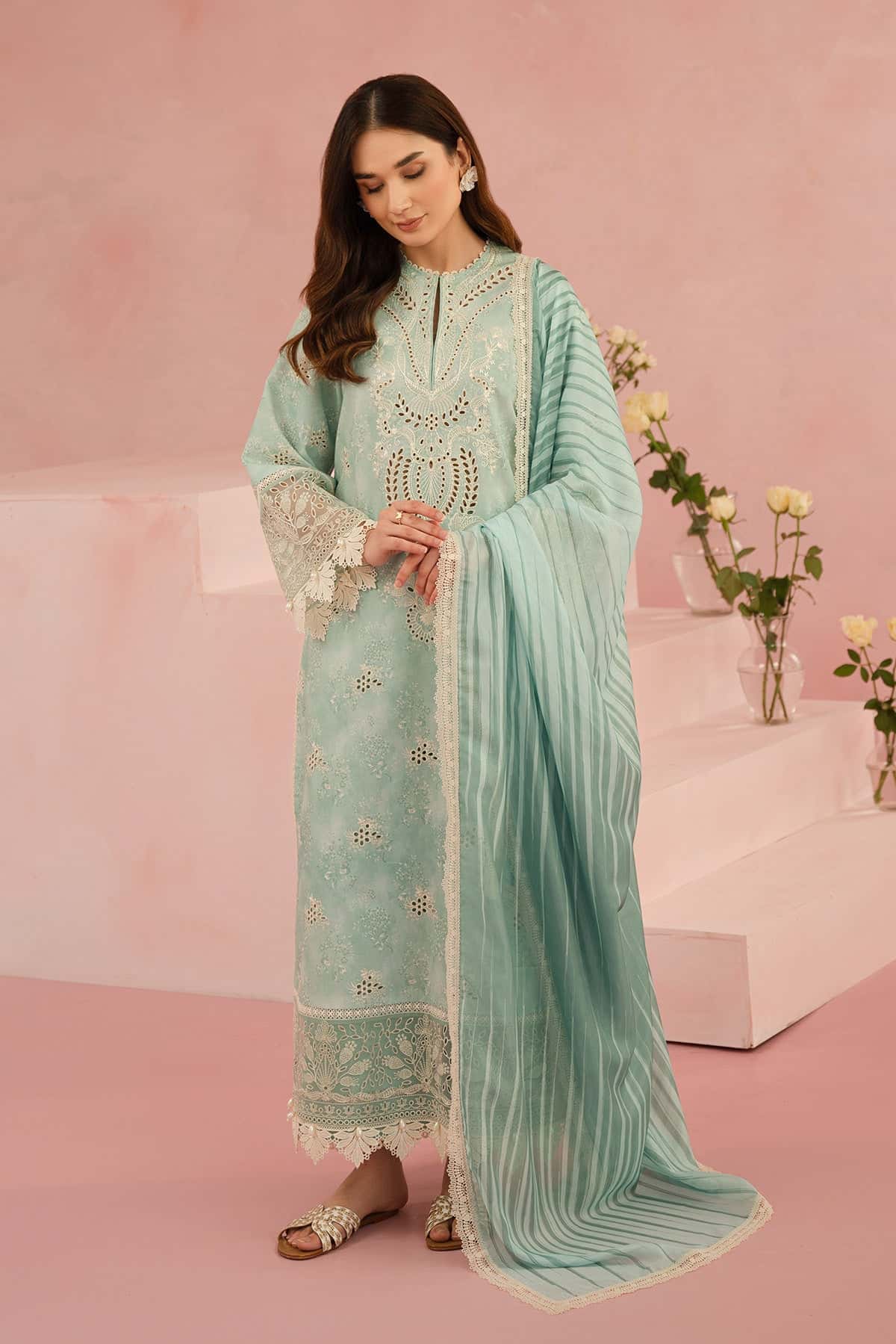 LUXURY LAWN UNSTITCHED 3PCS