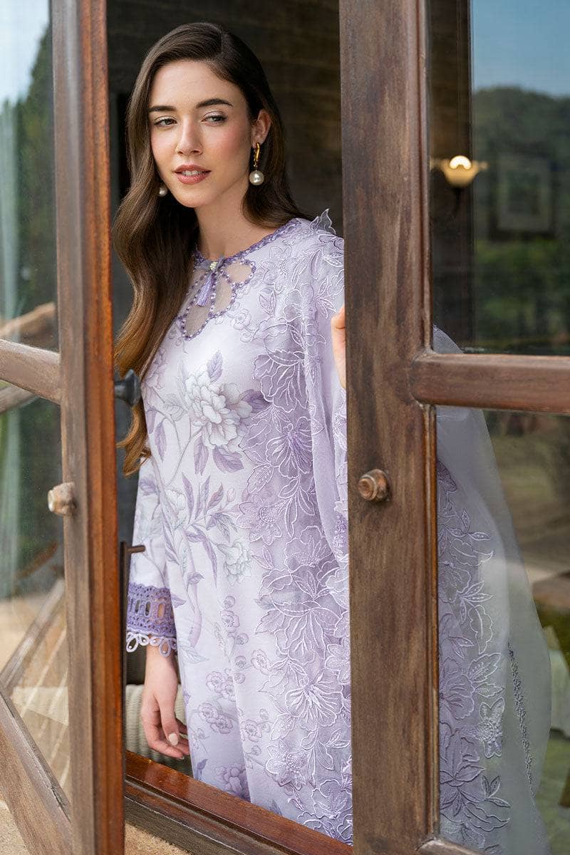 LUXURY LAWN UNSTITCHED 3PCS