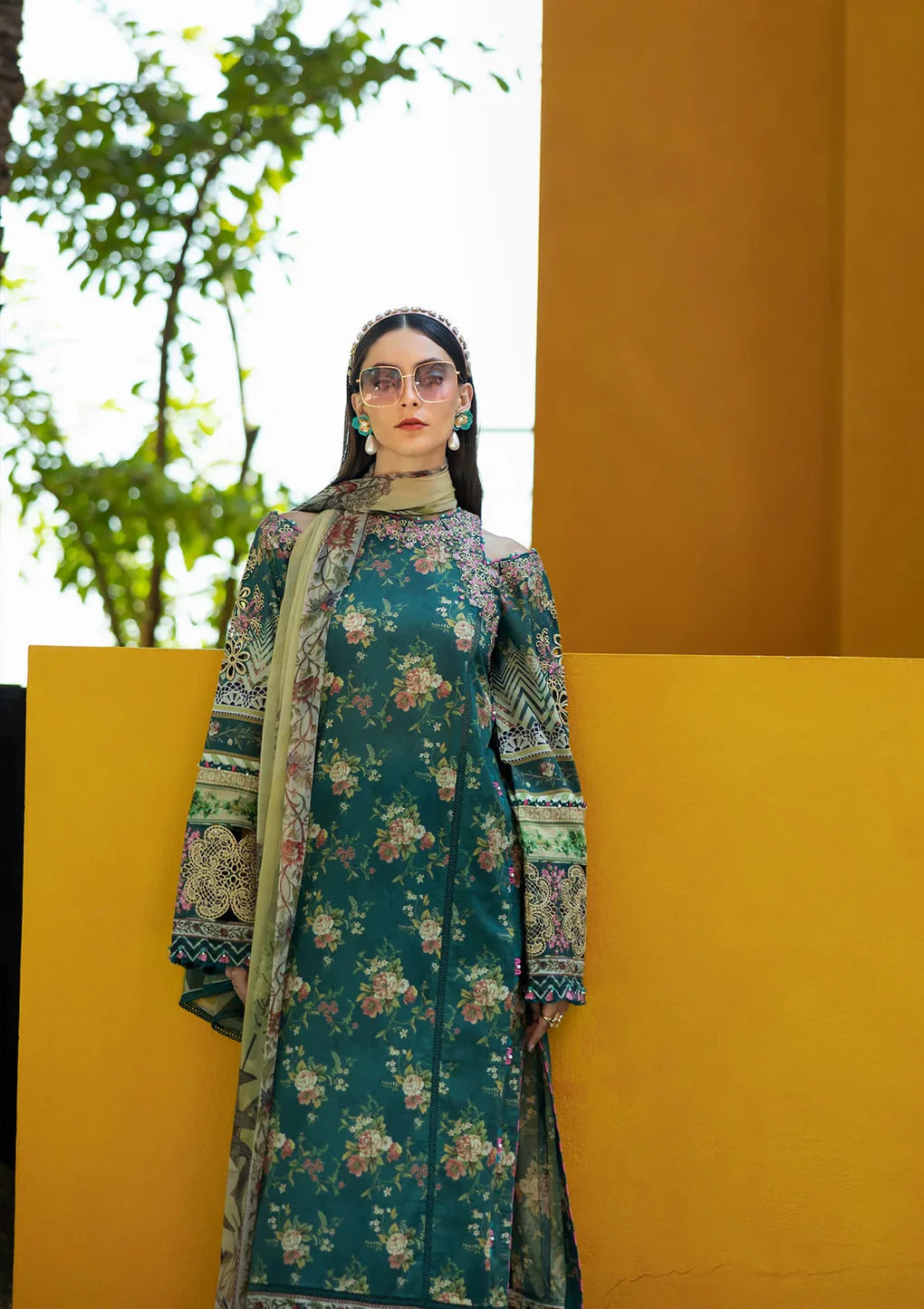 LUXURY LAWN UNSTITCHED 3PCS