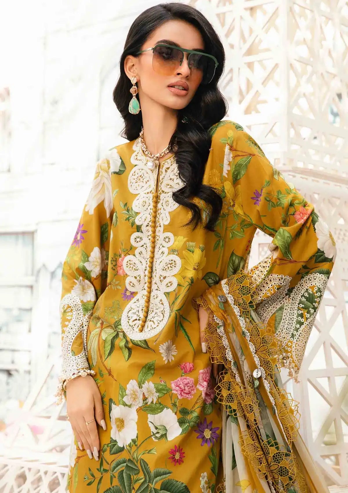 LUXURY LAWN UNSTITCHED 3PCS