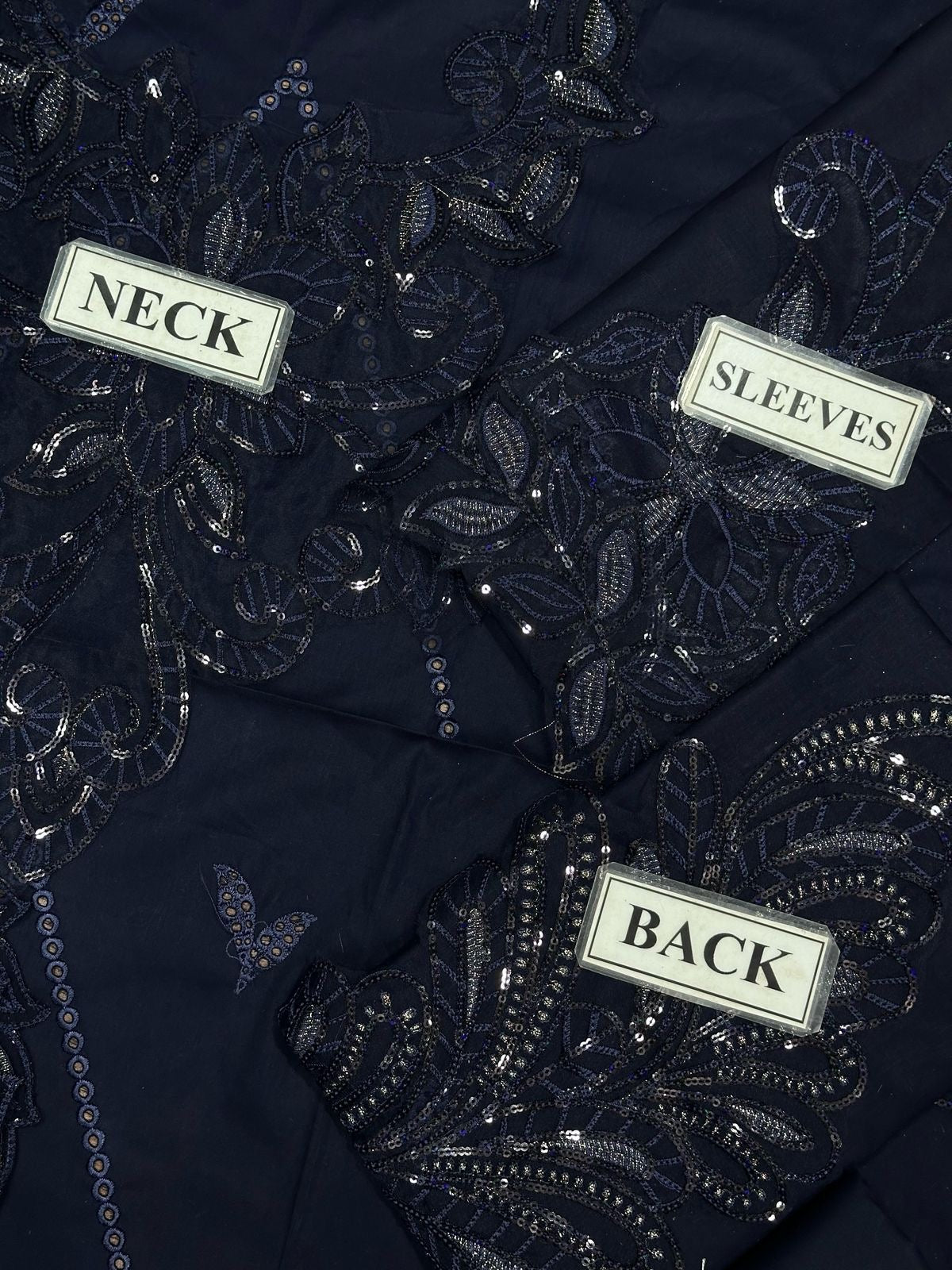 LUXURY CHICKENKARI UNSTITCHED 3PCS